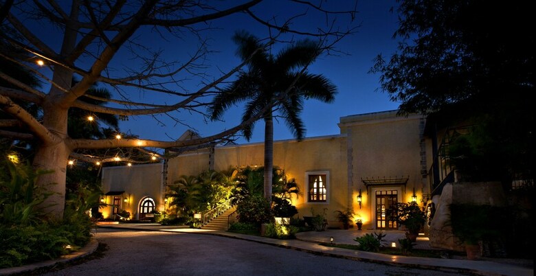 Hotel Hacienda Xcanatun By Angsana