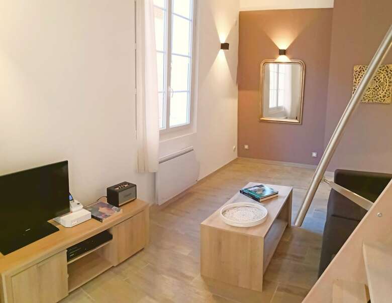 Apartamento Beautifully Refurnished With AC