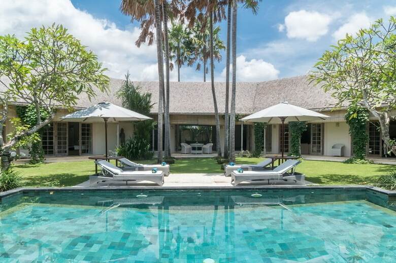 Villa Palma 8 Bedroom
