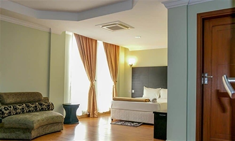 Panone Hotel King'ori