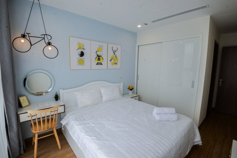 Homefromhome Metropolis Apartments