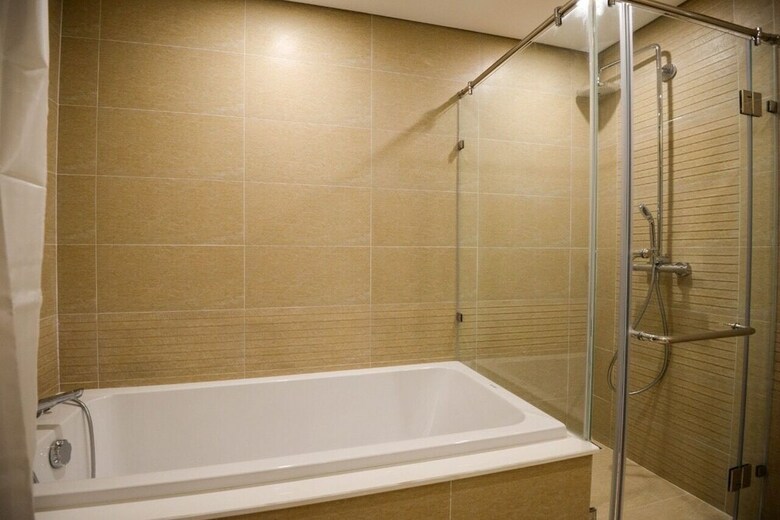 Homefromhome Metropolis Apartments
