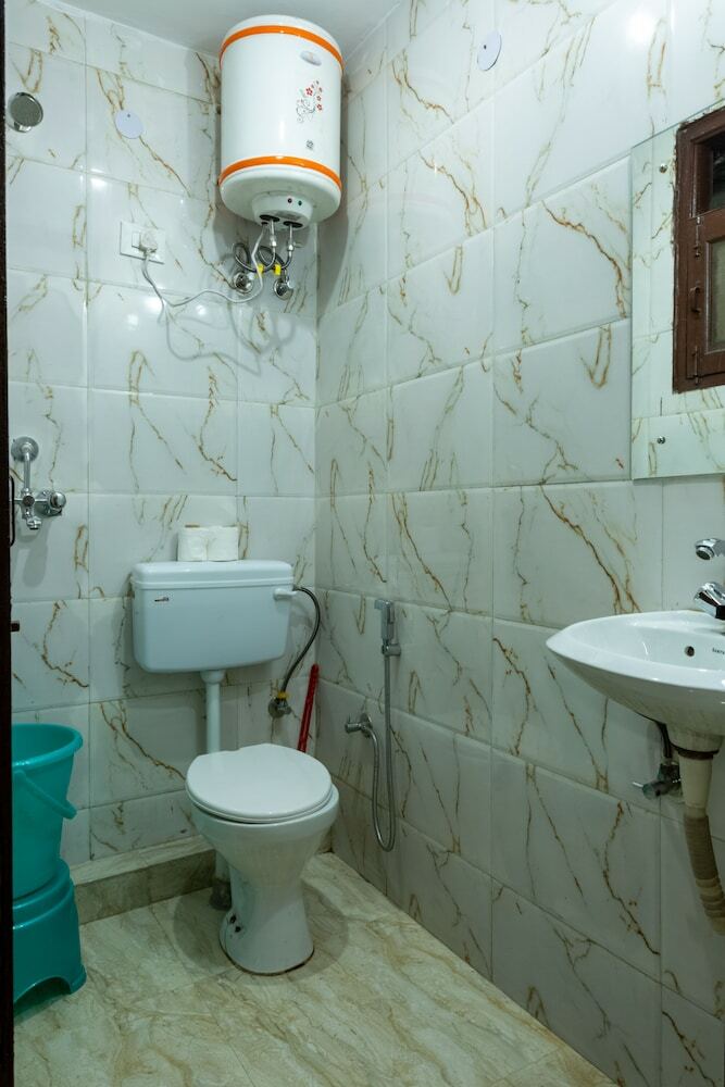 Hotel Eat Sleep Wander Studio Apartments