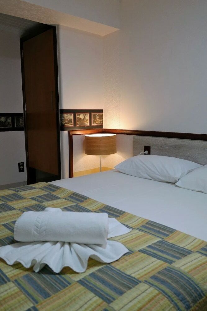 Hotel Bons Tempos