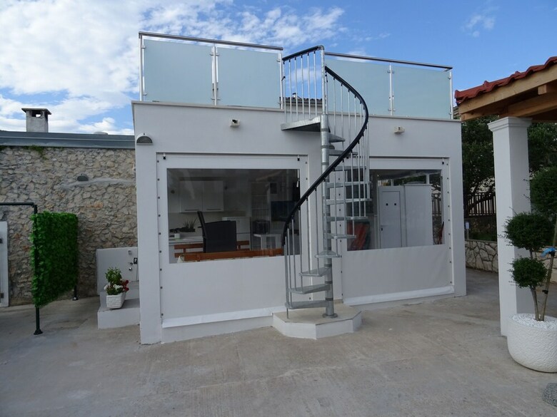 Apartamentos House Tihomir