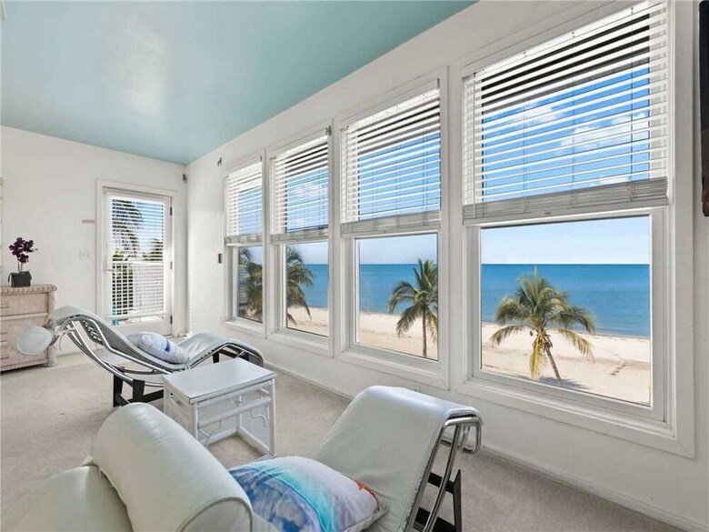 White Sand Cottage, 5 Bedrooms, Beach Front, Gulf View