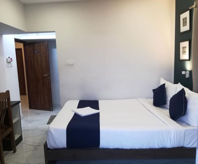 Hotel Sree Nivas Residency