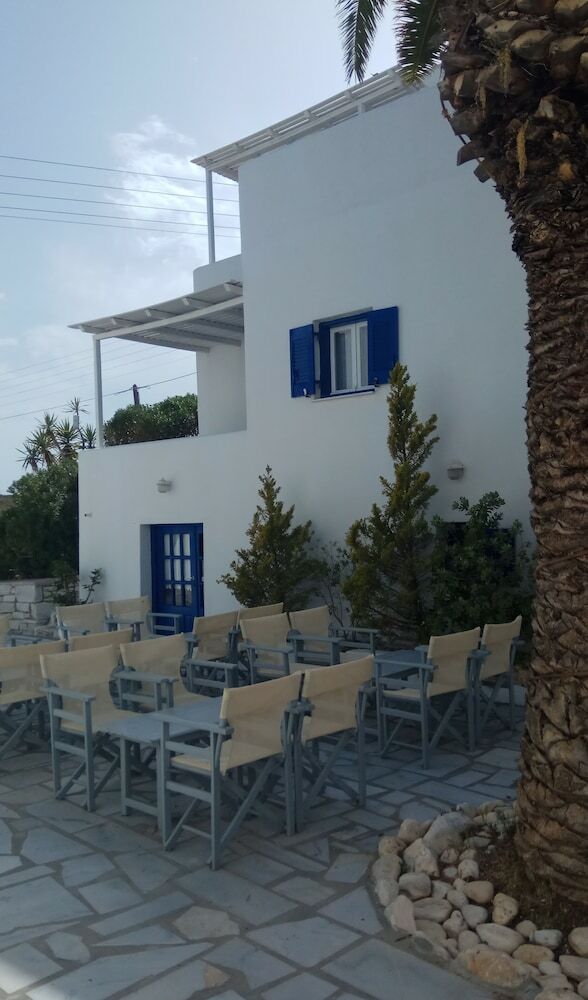 Aparthotel Nicos Studios & Apartments