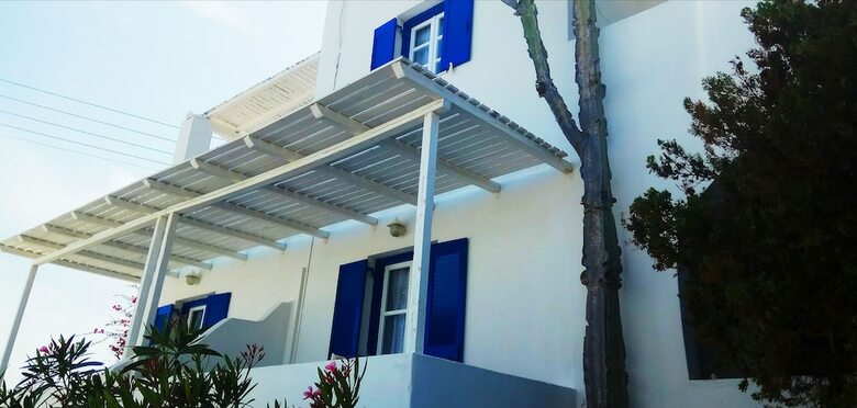 Aparthotel Nicos Studios & Apartments