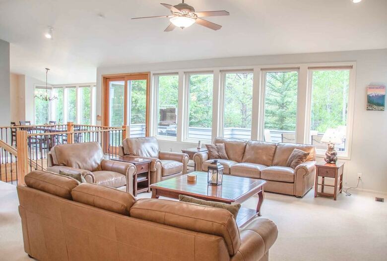 Virginia Rail Lane By Village Properties At Sunriver