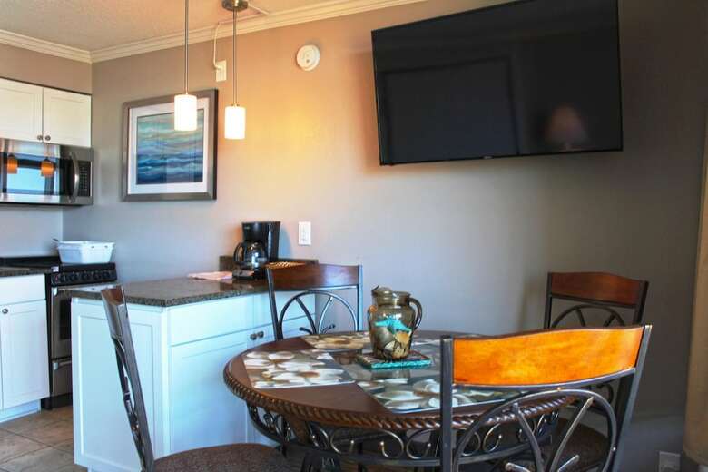 Hotel Caravelle Resort By Palmetto Vacations