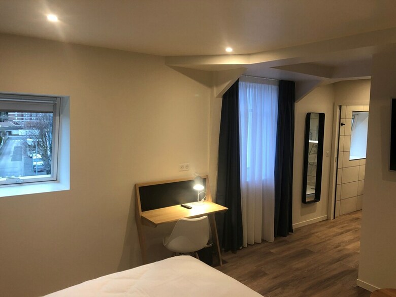 Mayrena Hotel