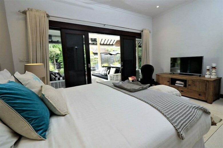 Villa Bloom 4 Bedroom