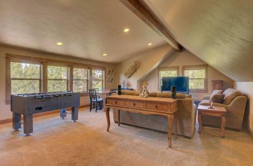Dancing Rock Loop 56790 By Village Properties At Sunriver