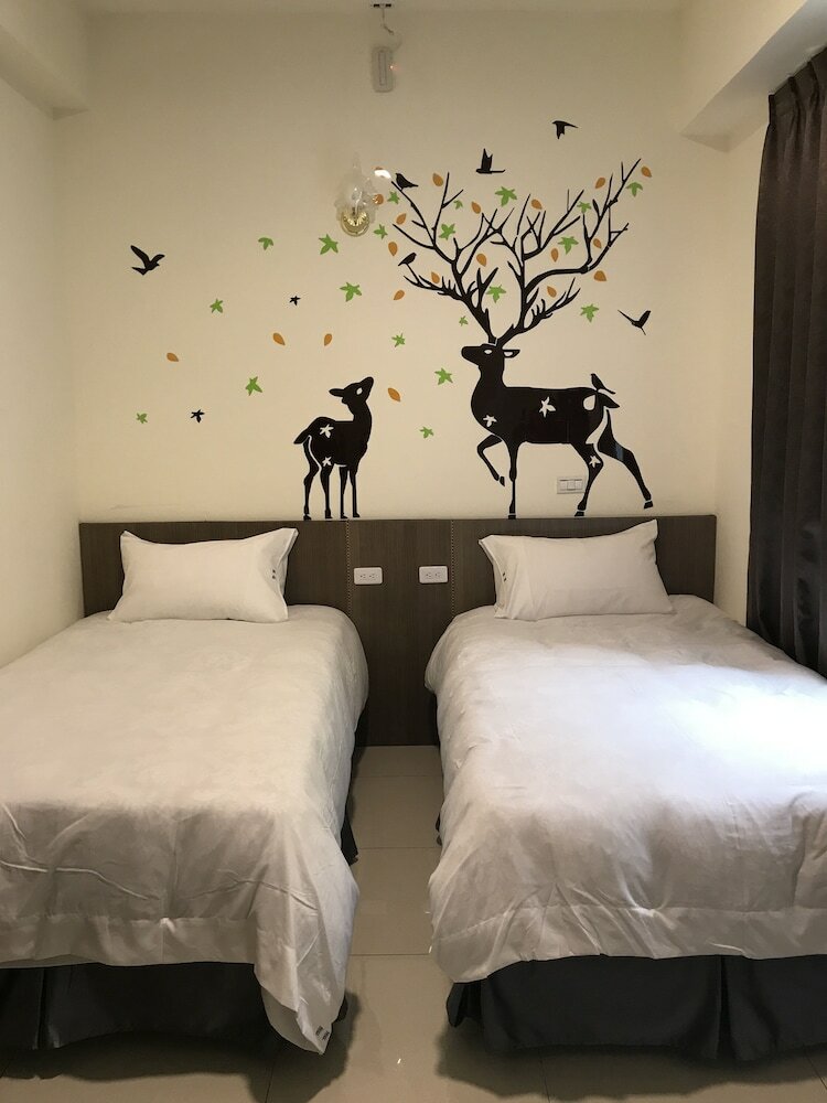 Hotel Bear Loves You