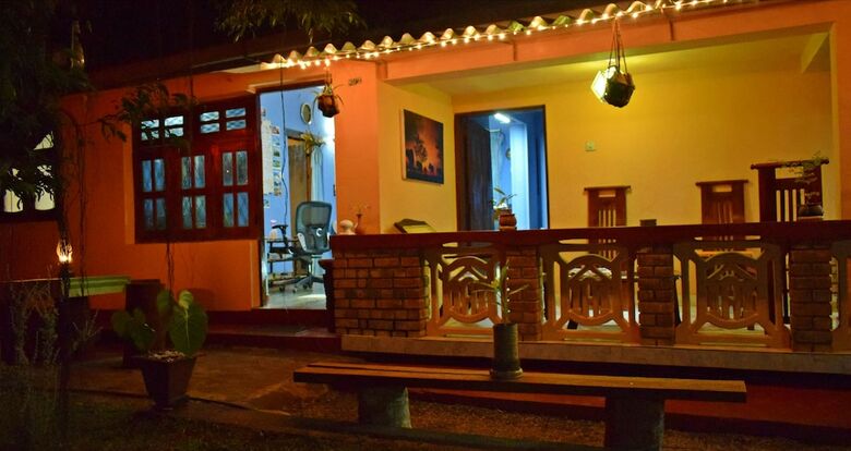 Hotel Elephant Lovers Inn