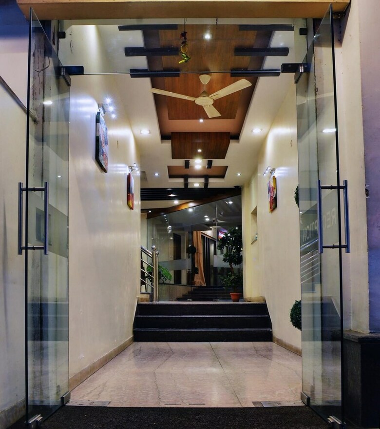 Regal Hotel