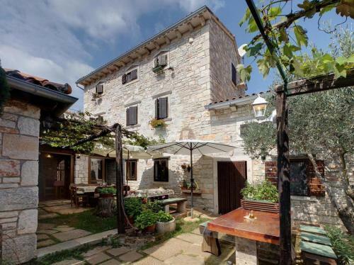 Hostal Rural Pension Istra Partner