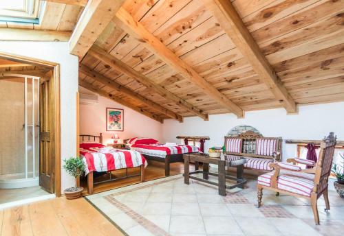 Hostal Rural Pension Istra Partner