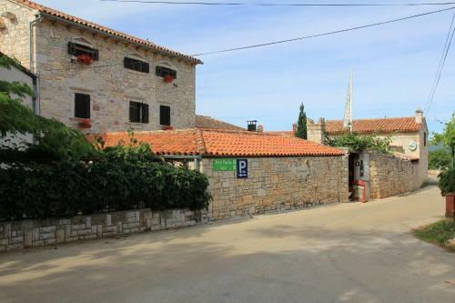 Hostal Rural Pension Istra Partner