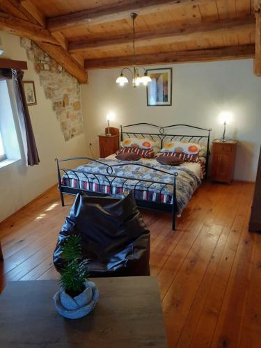Hostal Rural Pension Istra Partner