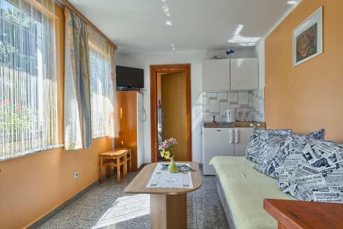 Apartments Ljiljana