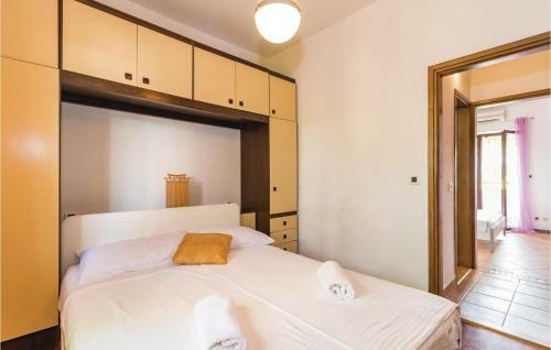 Holiday Home Pula 25