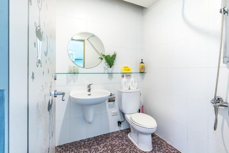 Sunny Apartment