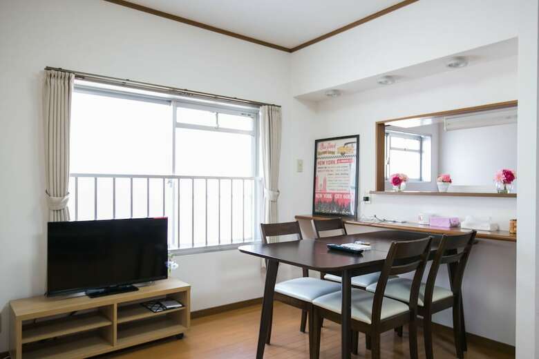 Hakata Apartment 8b