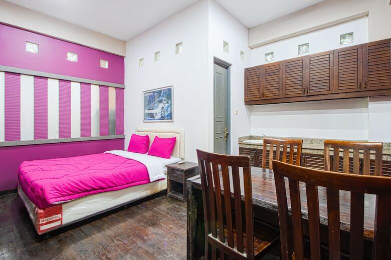 Hotel Tobana House Bintaro