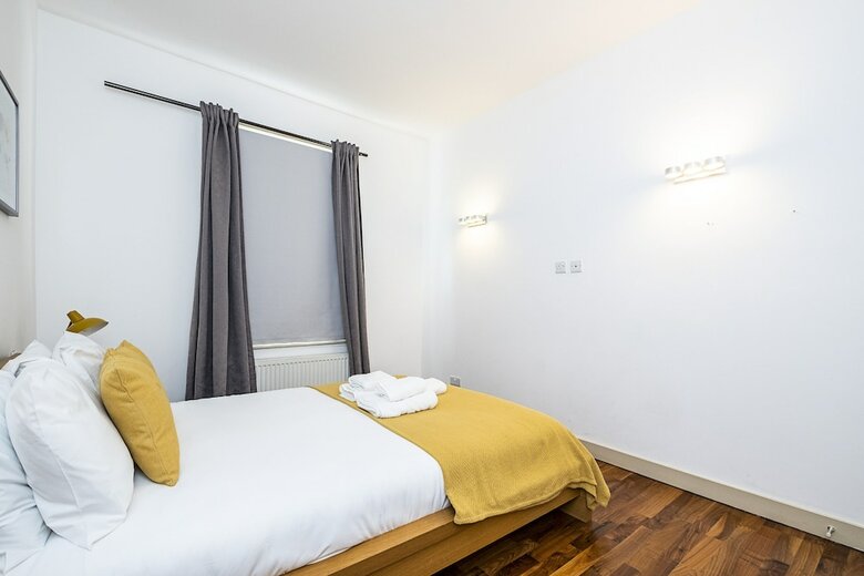 Royal College Apartments By Flexystays