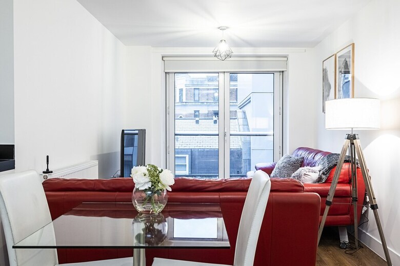 Leonard Street Apartment By Flexystays