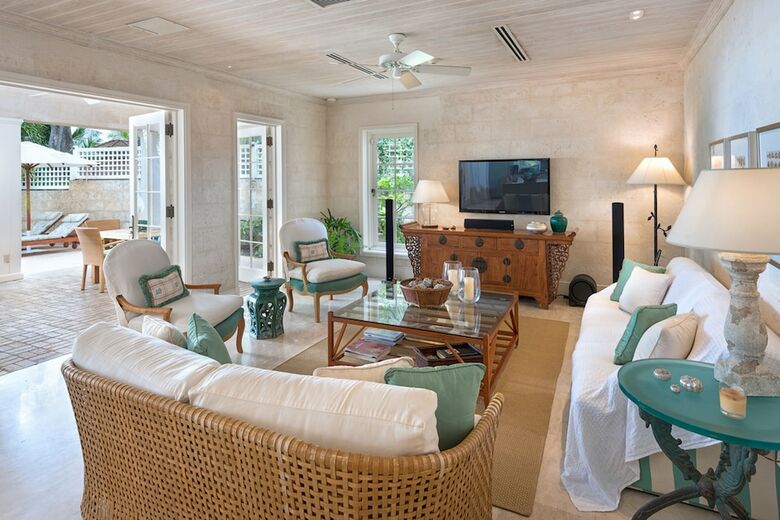 Villa Latitude By Blue Sky Luxury