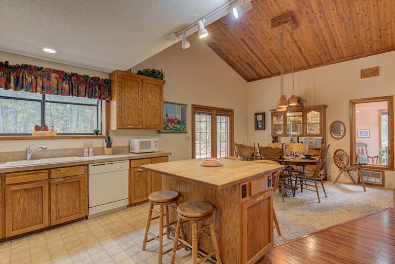 Pine Needle Lane By Village Properties At Sunriver