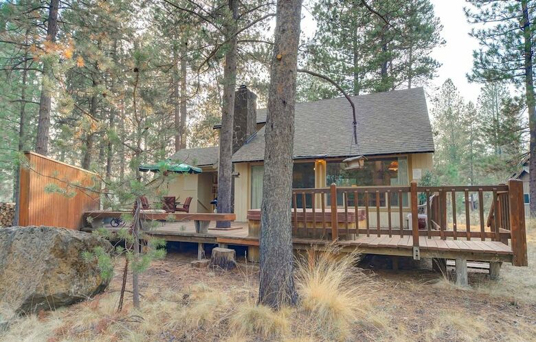 Pine Needle Lane By Village Properties At Sunriver