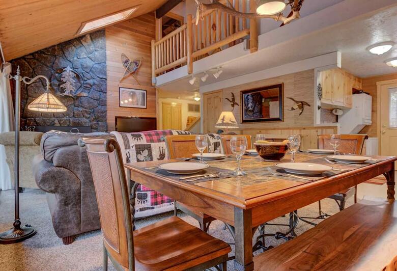 Pine Needle Lane By Village Properties At Sunriver