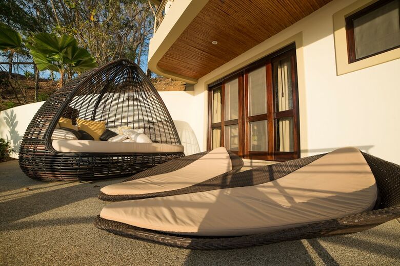 Hotel & Suites Residencia Pacifico