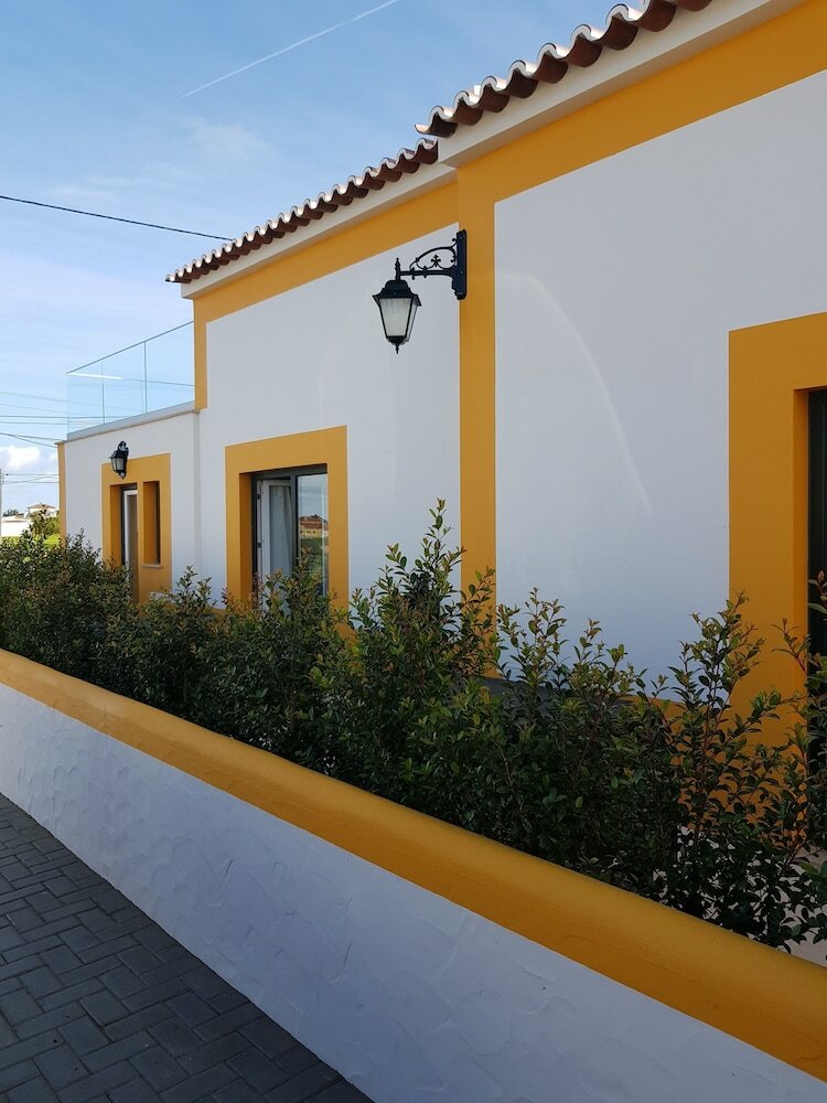 Azoias Village