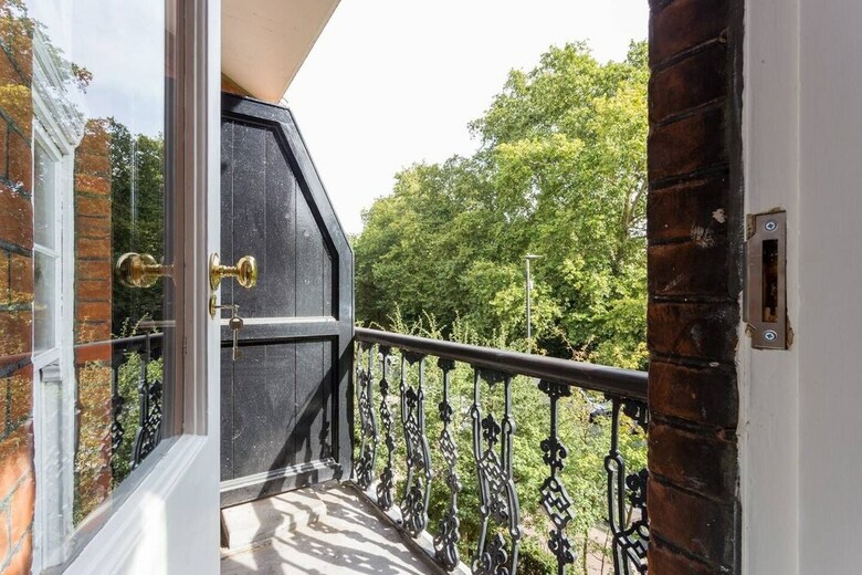 Apartamento Beautiful Homely 3 Bedroom Battersea Park