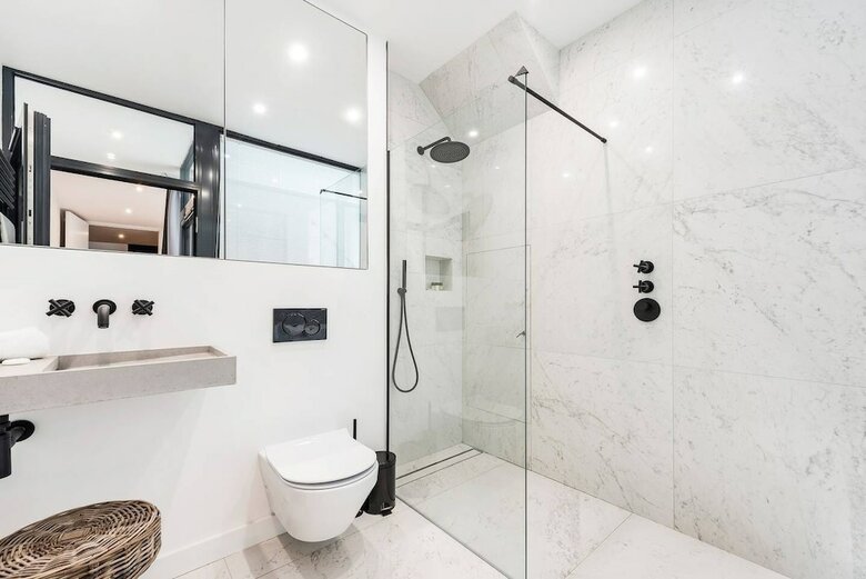 Modern, Bright & Elegant 3 Bed Fulham Maisonette