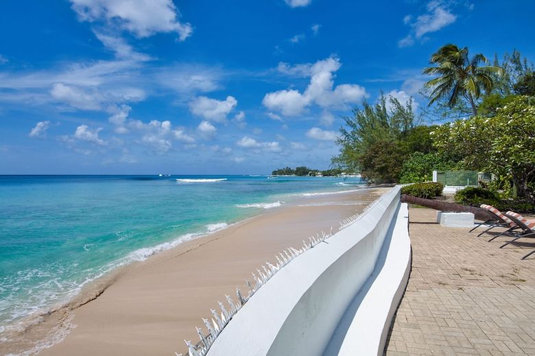 Villa High Trees Blue Sky Luxury