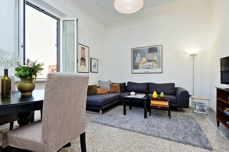 Piazza Capponi Apartment