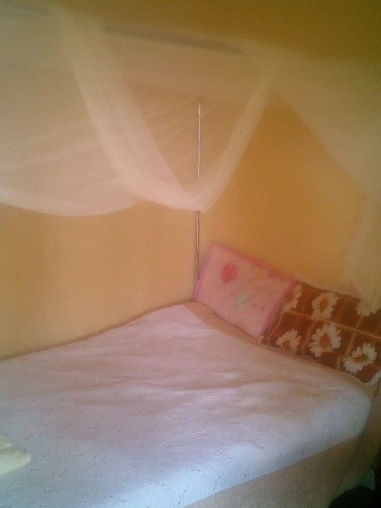Dananne Hotel