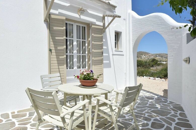 Vagia Calm 2 Bedroom House