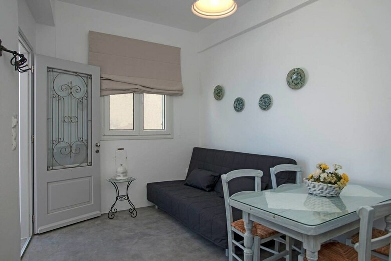 Portes View Traditional House