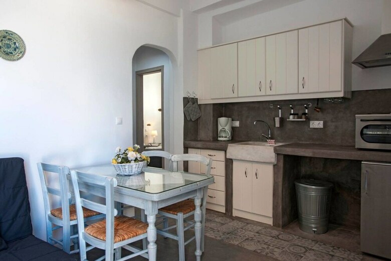 Portes View Traditional House