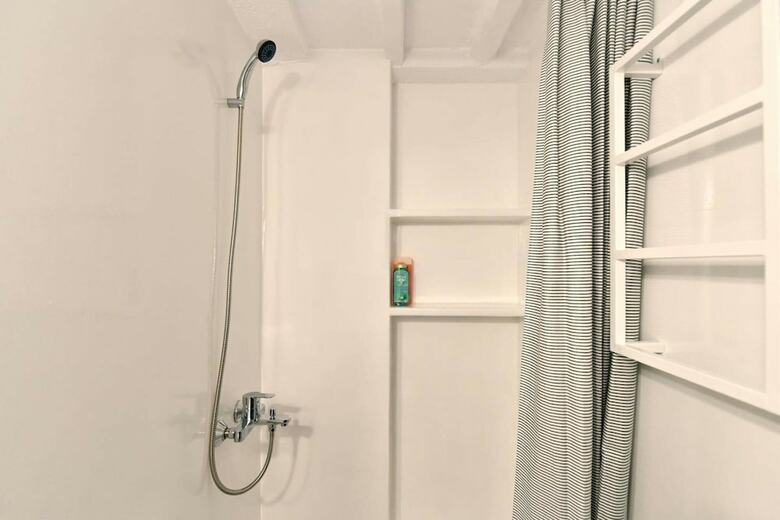 Santa Flora 3 Bedroom House Parikias Edge