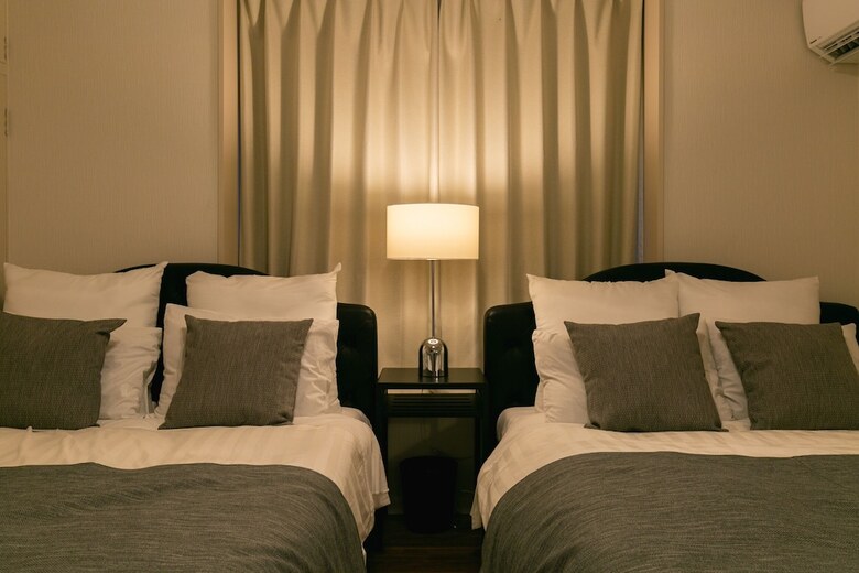 Infinity Hotel -aja-