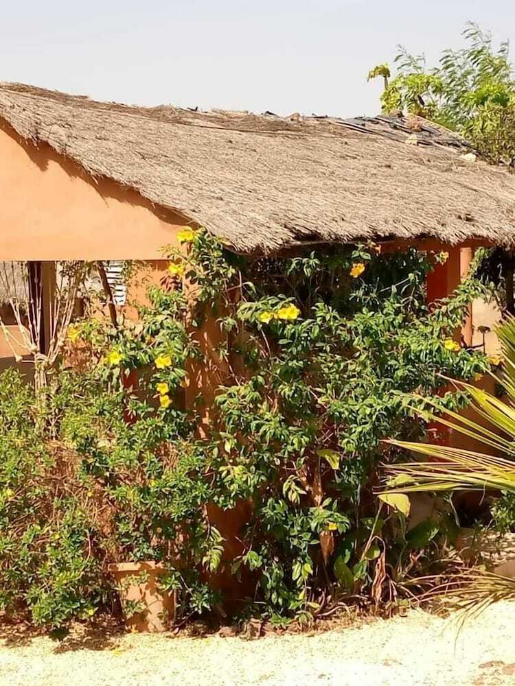 Hotel Campement Baobab