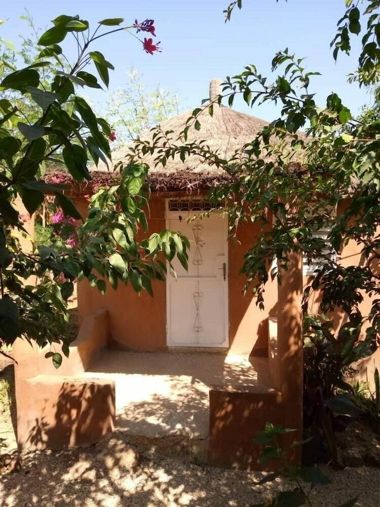 Hotel Campement Baobab